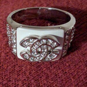 VTG Intertwined "C" Ring